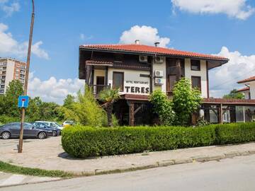 Фото Отель Hotel Teres г. Казанлык 2