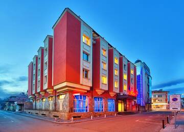 Фото Отель Hotel Palas г. Казанлык 1